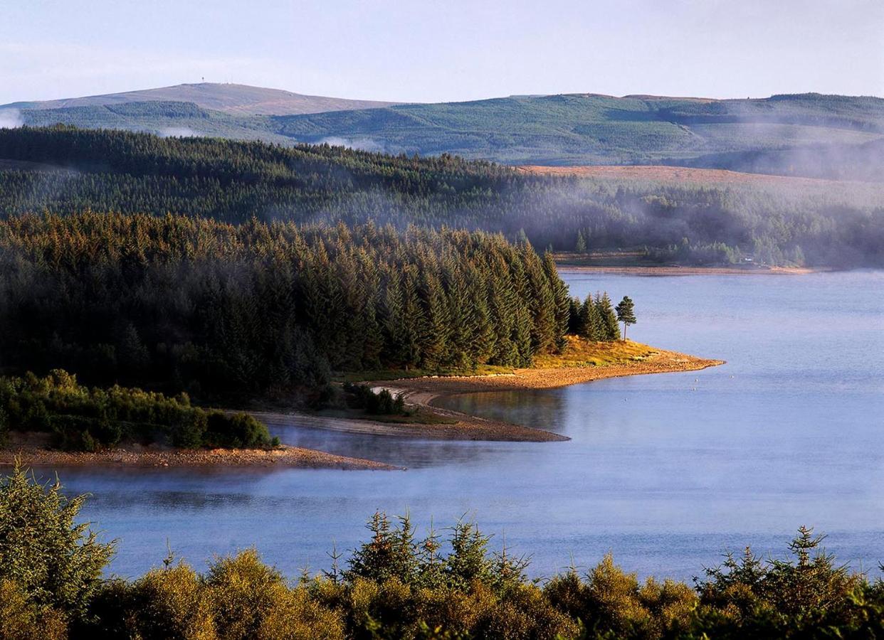 Stunning Home With Stargazing Room Near Kielder Water Greenhaugh Bagian luar foto