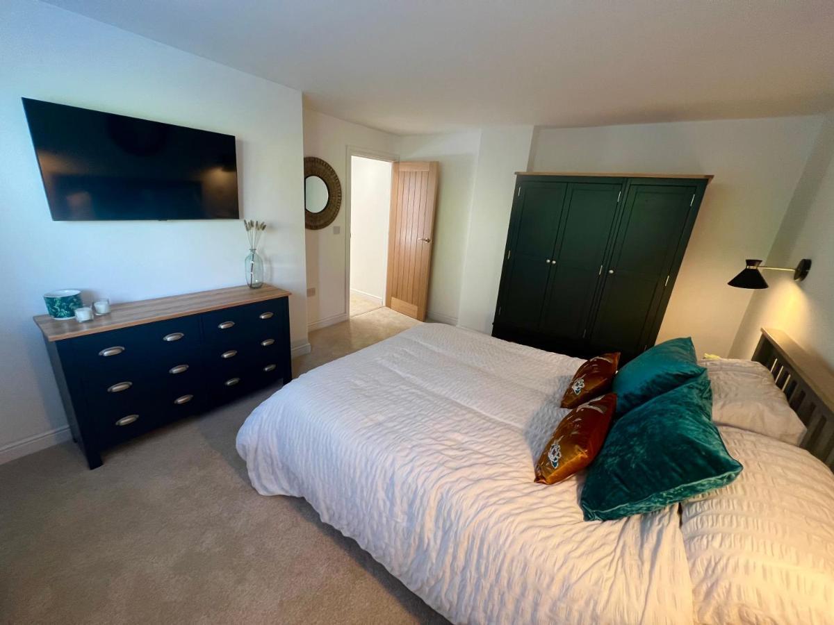 Stunning Home With Stargazing Room Near Kielder Water Greenhaugh Bagian luar foto